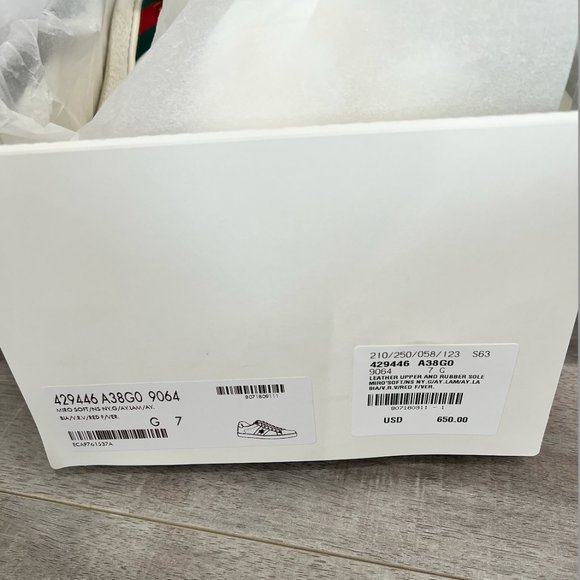 MEN'S Gucci ACE EMBROIDERED SNEAKER - Picture 3 of 12